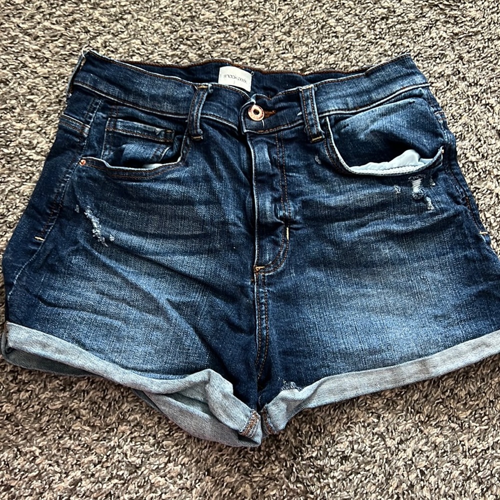 High waisted jeans shorts
